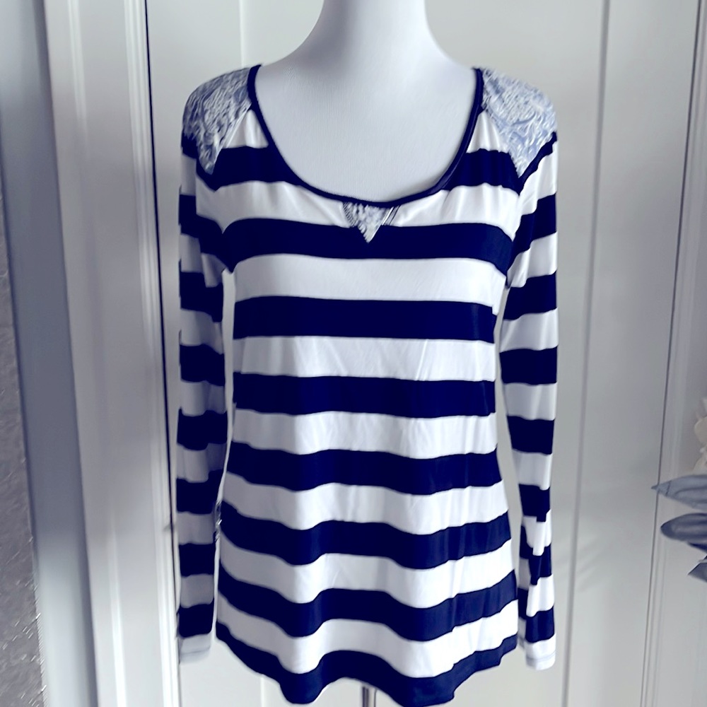 NWT Hem & Thread Long Sleeve Striped T-Shirt